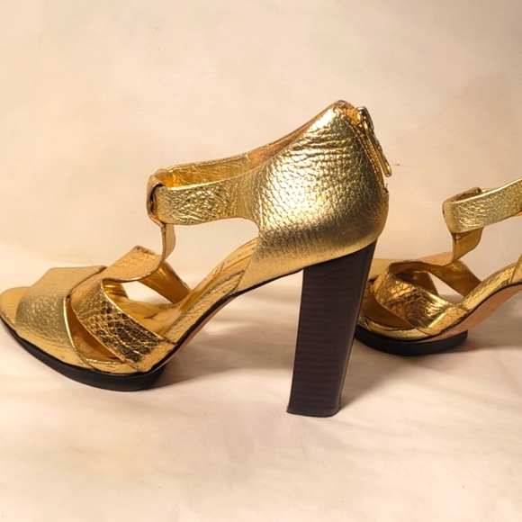 BCBG Maxazria leather open toe shoes - Picture 6 of 9